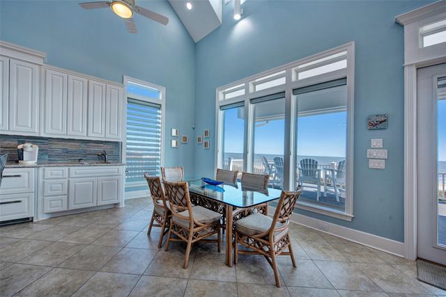 2290 Trinidad, Crystal Beach, TX 77650