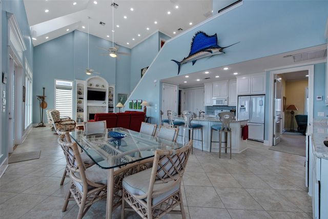 2290 Trinidad, Crystal Beach, TX 77650