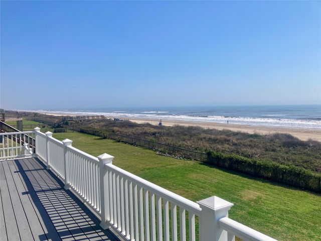 2290 Trinidad, Crystal Beach, TX 77650