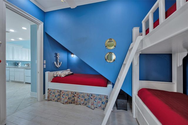 2290 Trinidad, Crystal Beach, TX 77650