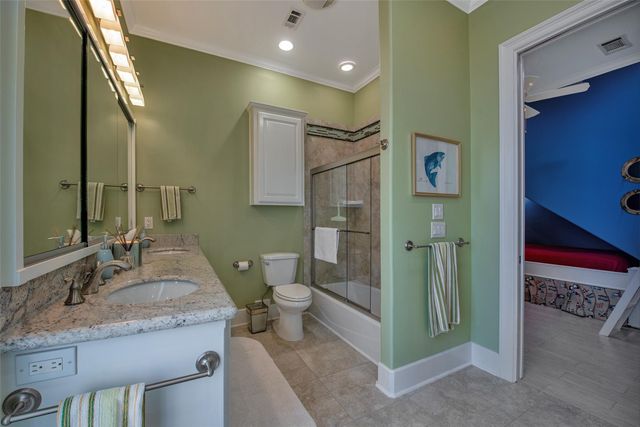 2290 Trinidad, Crystal Beach, TX 77650