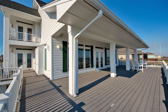 2290 Trinidad, Crystal Beach, TX 77650