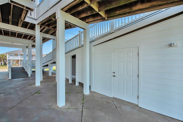 2290 Trinidad, Crystal Beach, TX 77650