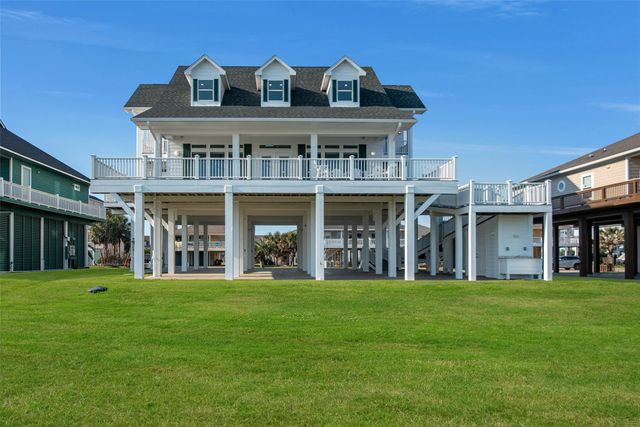 2290 Trinidad, Crystal Beach, TX 77650