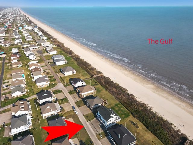 2290 Trinidad, Crystal Beach, TX 77650