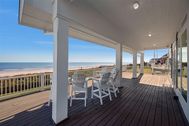 2290 Trinidad, Crystal Beach, TX 77650