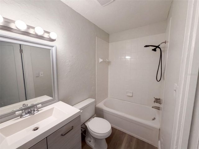 802 MASSACHUSETTS AVENUE, St Cloud, FL 34769