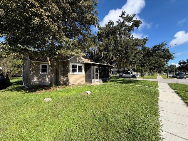 802 MASSACHUSETTS AVENUE, St Cloud, FL 34769