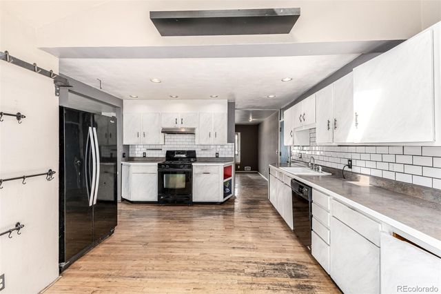 40 Dover Street, Lakewood, CO 80226