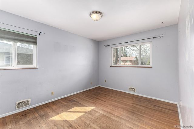 40 Dover Street, Lakewood, CO 80226