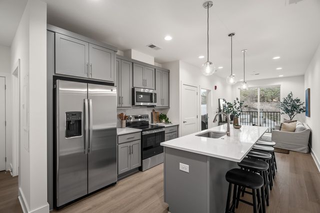 505 Community Ct Unit 101, Nashville, TN 37209