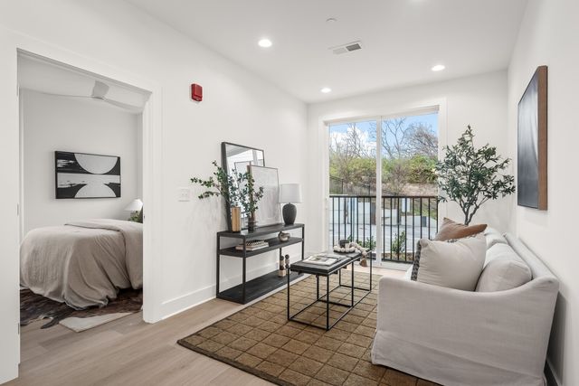 505 Community Ct Unit 101, Nashville, TN 37209