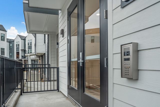 505 Community Ct Unit 101, Nashville, TN 37209