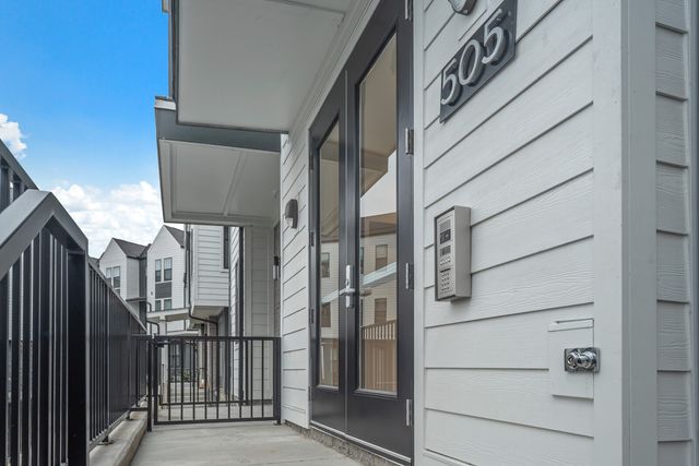 505 Community Ct Unit 101, Nashville, TN 37209