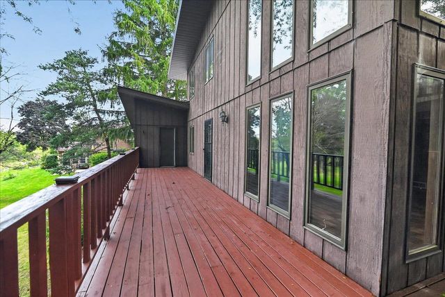 5519 Pheasant Hill Road, Monona, WI 53716