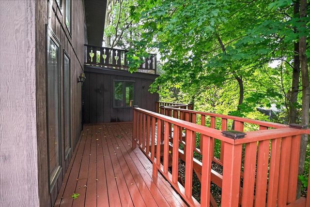 5519 Pheasant Hill Road, Monona, WI 53716