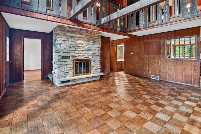 5519 Pheasant Hill Road, Monona, WI 53716