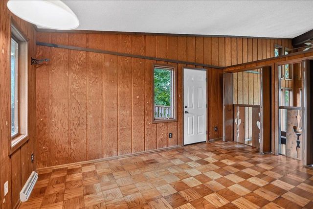 5519 Pheasant Hill Road, Monona, WI 53716