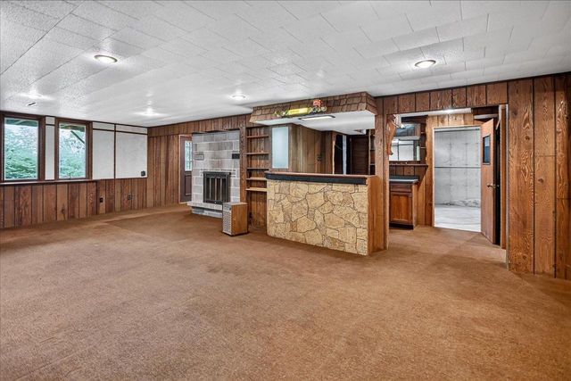 5519 Pheasant Hill Road, Monona, WI 53716