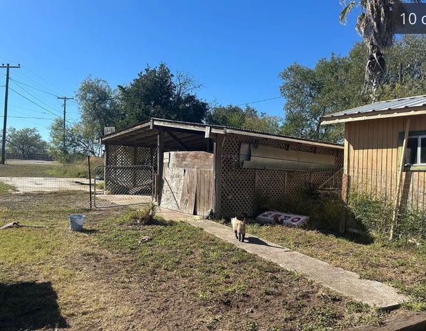 362 Stephens lp, Lake City, TX 78368