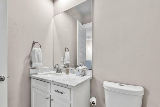 1006 Enid Street B, Houston, TX 77009