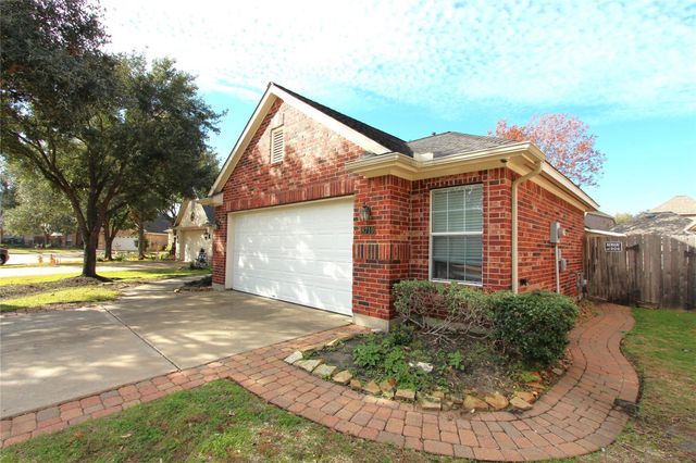 8719 Preston Field Lane, Houston, TX 77095