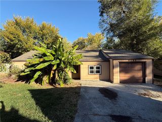 8208 W 81st Street, Overland Park, KS 66204