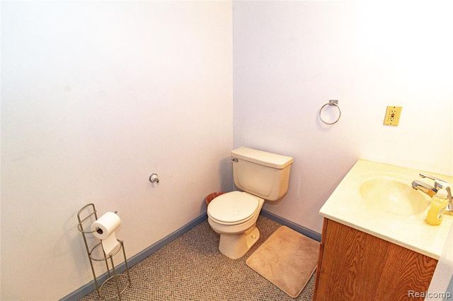 4450 Blood Road, Metamora, MI 48455
