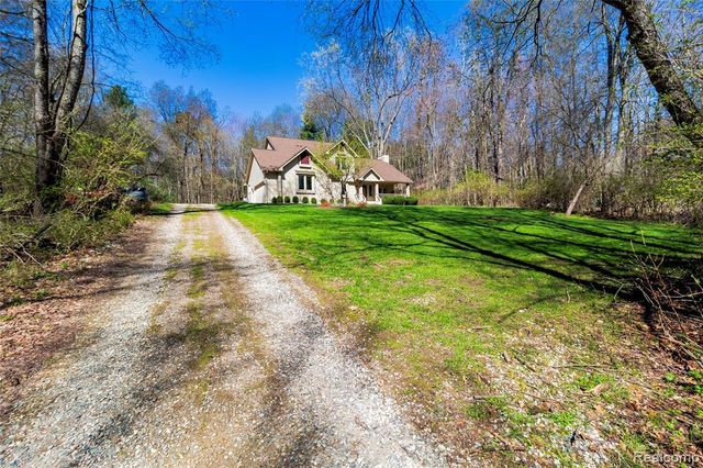 4450 Blood Road, Metamora, MI 48455