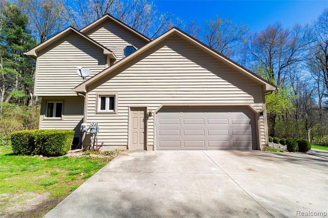 4450 Blood Road, Metamora, MI 48455