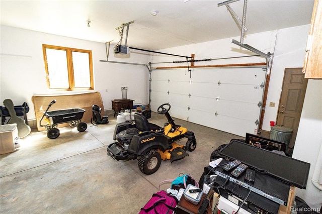4450 Blood Road, Metamora, MI 48455
