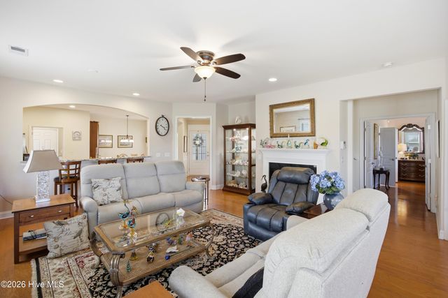 5006 Seaward Court, Southport, NC 28461