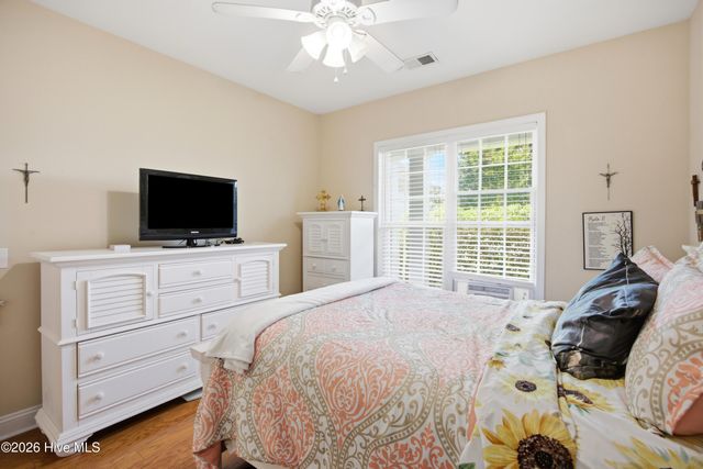 5006 Seaward Court, Southport, NC 28461