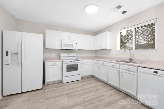 3288 Denali Court, Gastonia, NC 28054