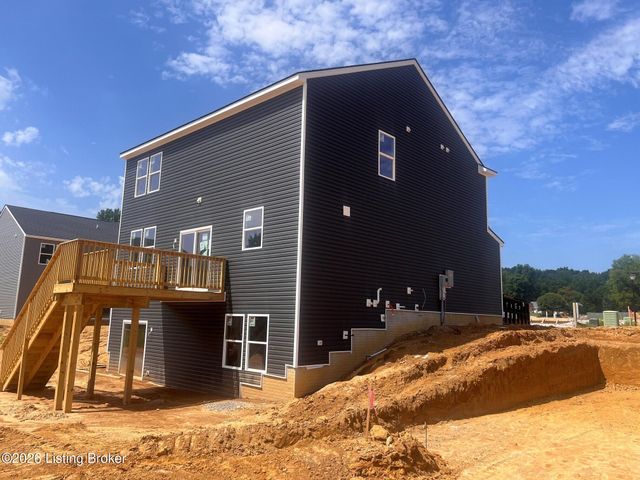 7725 Hollis Vw Ct, Louisville, KY 40214