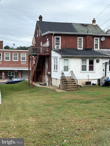 826 STIRLING ST, Coatesville, PA 19320