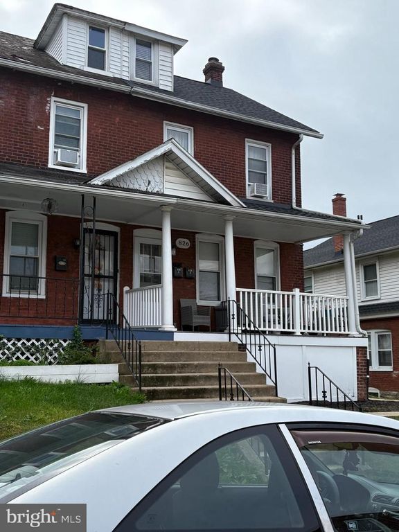 826 STIRLING ST, Coatesville, PA 19320