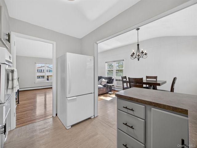 15 Cypress Lane, Orangeburg, NY 10962
