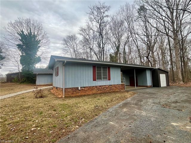 278 Forest Park Drive, Denton, NC 27239