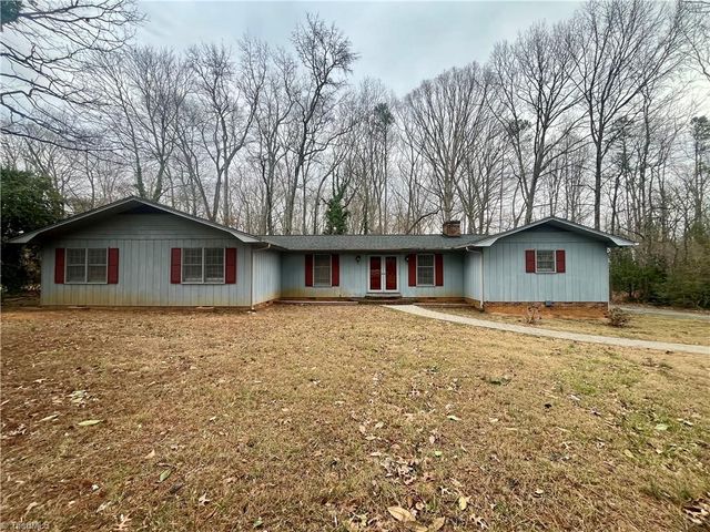 278 Forest Park Drive, Denton, NC 27239