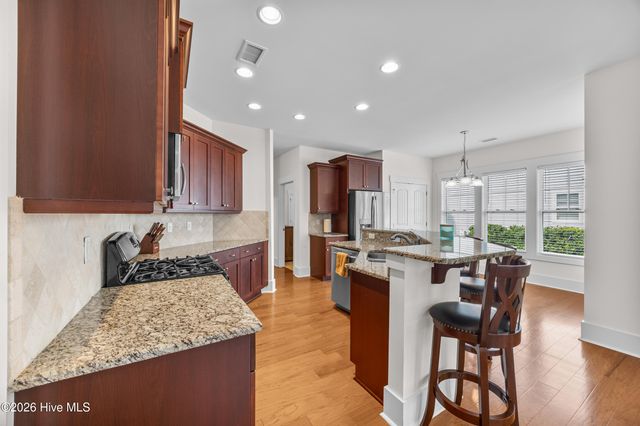 9613 Hidden Plum Road NE, Leland, NC 28451