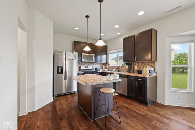 1507 Glen Canyon Drive, Greenwood, IN 46143