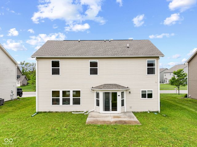 1507 Glen Canyon Drive, Greenwood, IN 46143