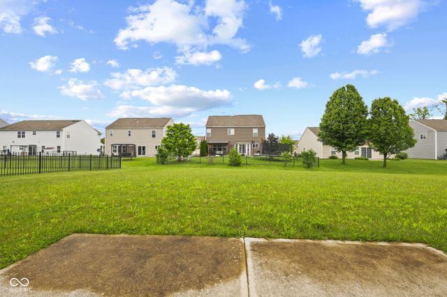 1507 Glen Canyon Drive, Greenwood, IN 46143