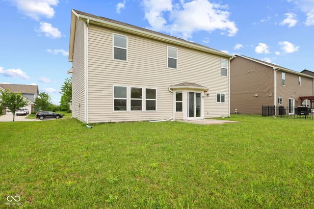 1507 Glen Canyon Drive, Greenwood, IN 46143
