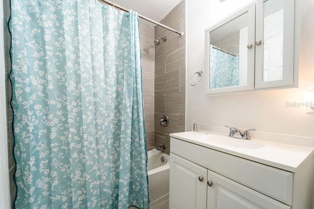 1160 FOUNTAINHEAD DRIVE, Deltona, FL 32725