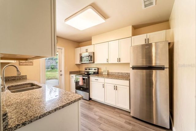 1160 FOUNTAINHEAD DRIVE, Deltona, FL 32725