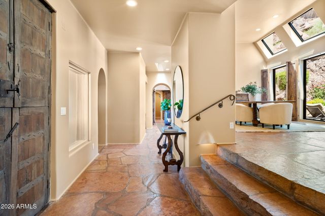 5341 N 46TH Street, Phoenix, AZ 85018