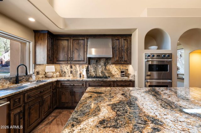 5341 N 46TH Street, Phoenix, AZ 85018