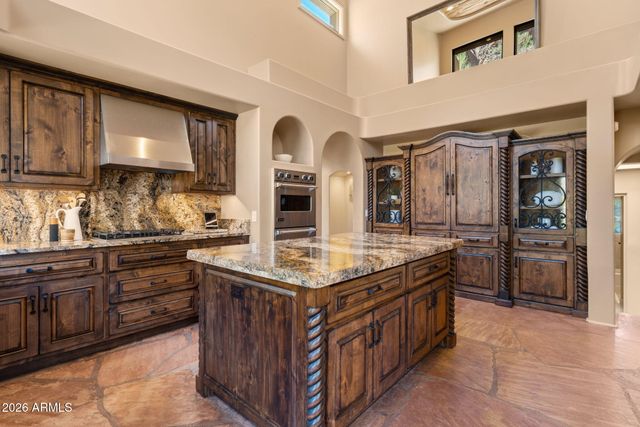 5341 N 46TH Street, Phoenix, AZ 85018